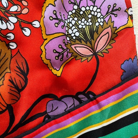 Express halter top - Picture 2 of 5